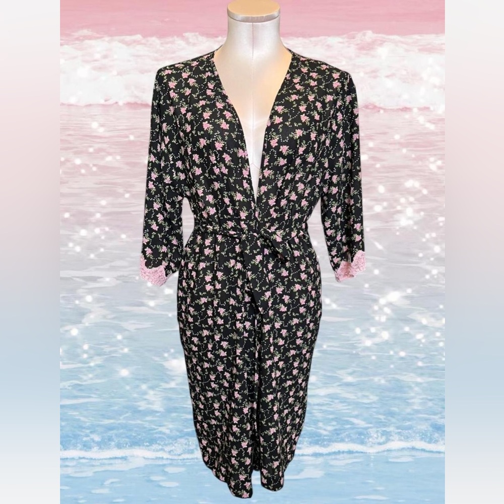 Lai Design floral y2k robe with pink lace trim and tie waist Size S